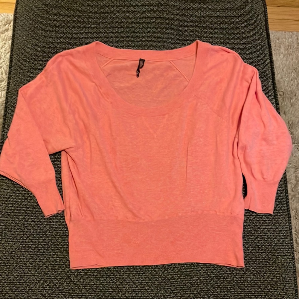 Cropped lightweight Sweater